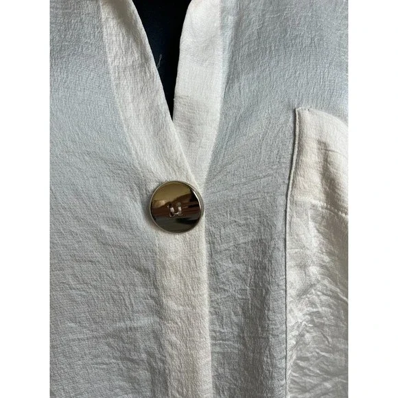 Zara Cream Button-Up Tunic - Picture 3 of 11